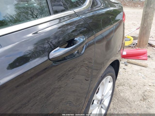 3FA6P0LUXKR243571 Ford Fusion Hybrid Se