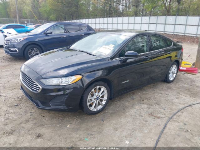 3FA6P0LUXKR243571 Ford Fusion Hybrid Se