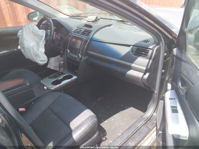 4T1BF1FK3EU425097 Toyota CAMRY SE
