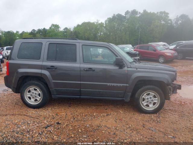 1C4NJPBA0HD157503 Jeep Patriot Sport Fwd