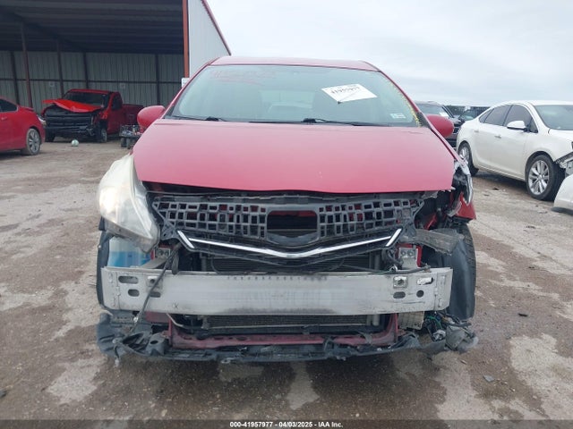 Продажа на аукционе авто 2012 Toyota Prius V Three, vin: JTDZN3EU2C3017293, номер лота: 41957977