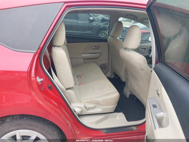 Продажа на аукционе авто 2012 Toyota Prius V Three, vin: JTDZN3EU2C3017293, номер лота: 41957977