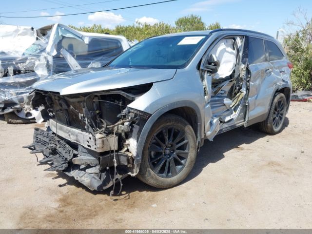 5TDKZRFH5KS571435 Toyota Highlander Se