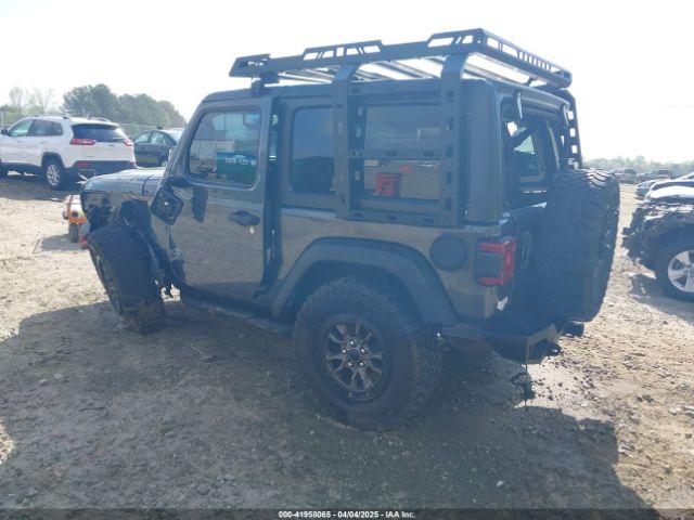 2020 JEEP WRANGLER 1C4GJXAGXLW320279 Photo 2