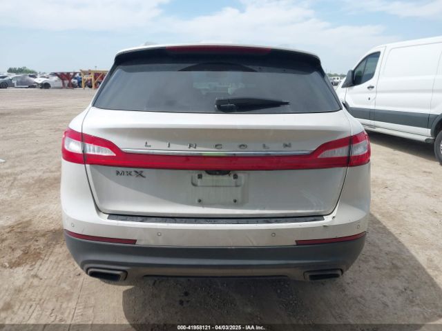 2LMPJ6LR0JBL19858 Lincoln Mkx Reserve