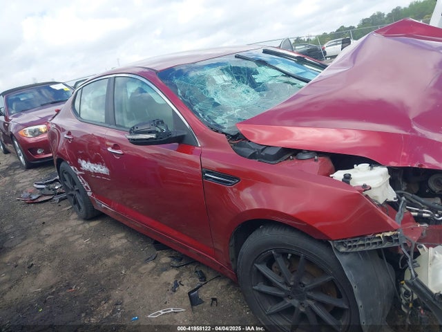 5XXGM4A7XEG350781 KIA Optima Lx
