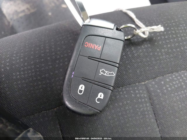 Chrysler 200 Limited 2015 1C3CCCAB1FN623343 Image 11