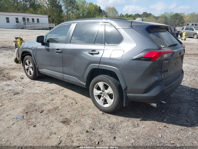 Toyota RAV4 LE 2020 2T3G1RFV6LW137656 Image 3
