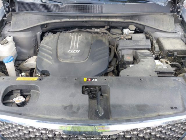5XYPKDA50HG272421 KIA Sorento 3.3l Sx