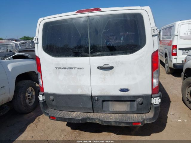 1FTYR2ZM5KKB12066 Ford Transit-250