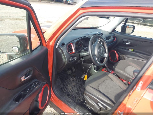 ZACCJBCT1GPE11651 Jeep Renegade Trailhawk