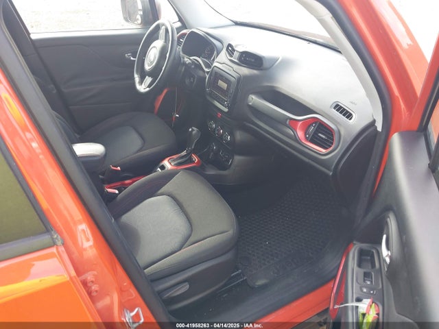 ZACCJBCT1GPE11651 Jeep Renegade Trailhawk