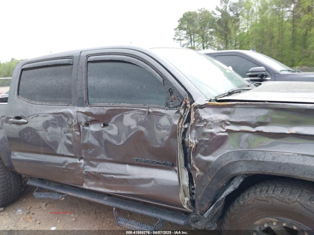5TFCZ5ANXKX211632 Toyota Tacoma Trd Off Road