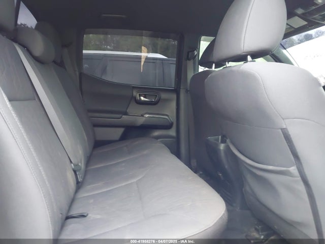 5TFCZ5ANXKX211632 Toyota Tacoma Trd Off Road