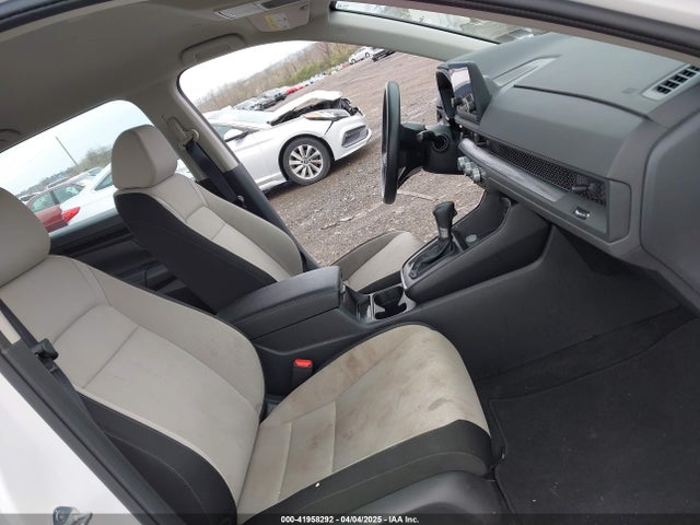 2HKRS4H28RH419373 Honda Cr-v Lx Awd