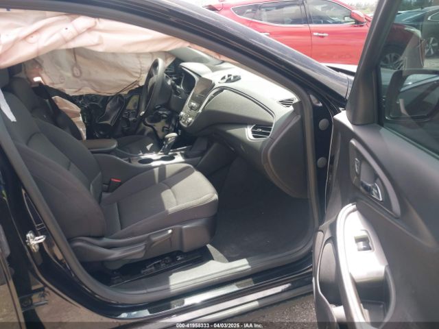 1G1ZB5ST5NF211567 Chevrolet Malibu Fwd Ls