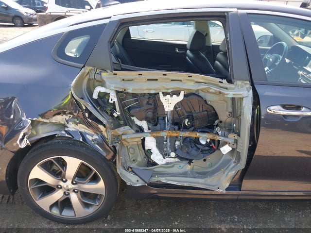 5XXGT4L34KG317817 KIA Optima S