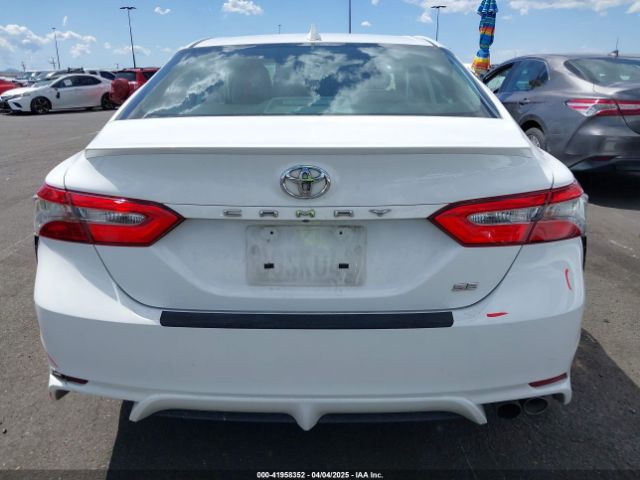 4T1B11HK0KU701808 Toyota CAMRY SE