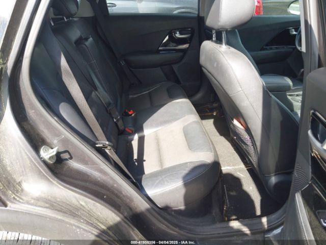 KNDCC3LC7J5133340 KIA NIRO EX