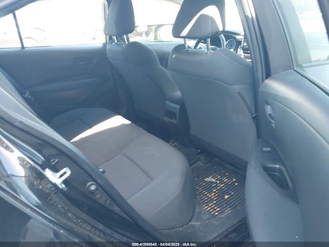 JTDEPMAE0NJ207606 Toyota COROLLA LE
