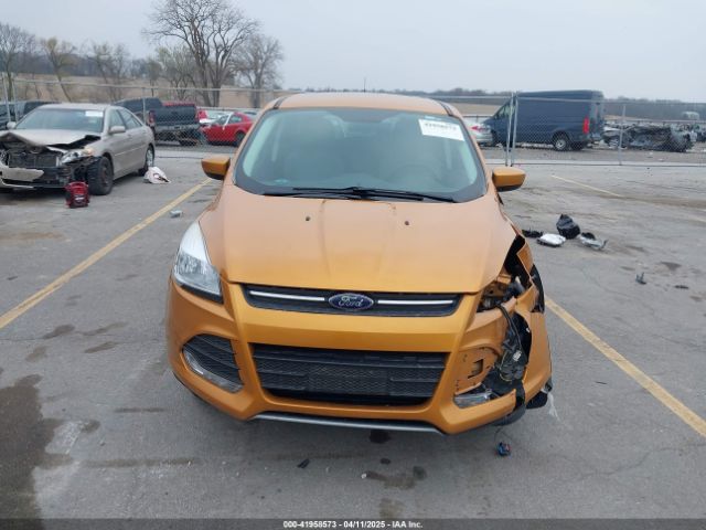 1FMCU9GX1GUC59233 Ford ESCAPE SE
