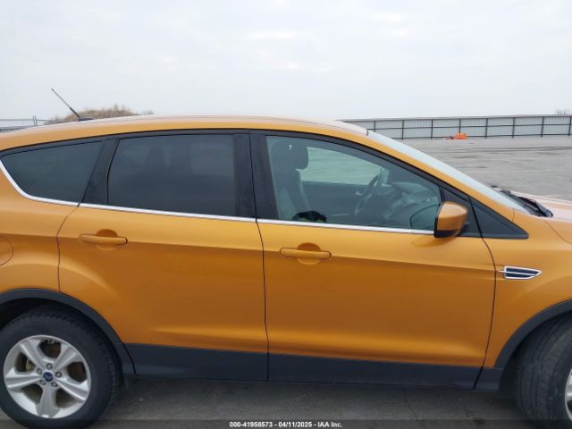 1FMCU9GX1GUC59233 Ford ESCAPE SE