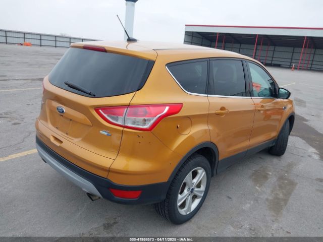 1FMCU9GX1GUC59233 Ford ESCAPE SE
