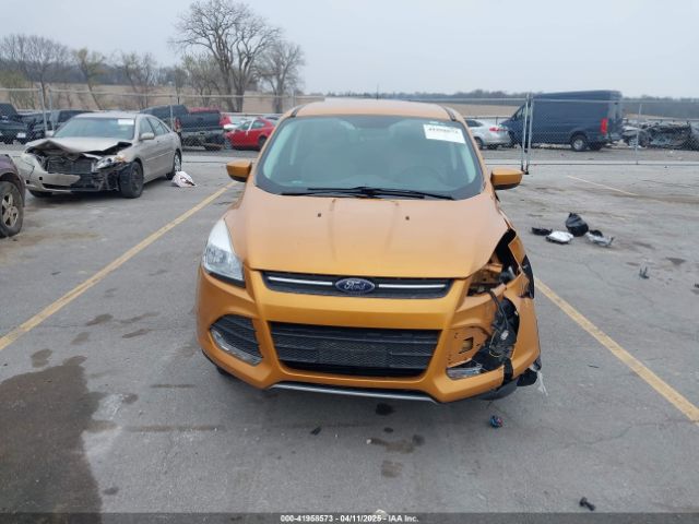 1FMCU9GX1GUC59233 Ford ESCAPE SE