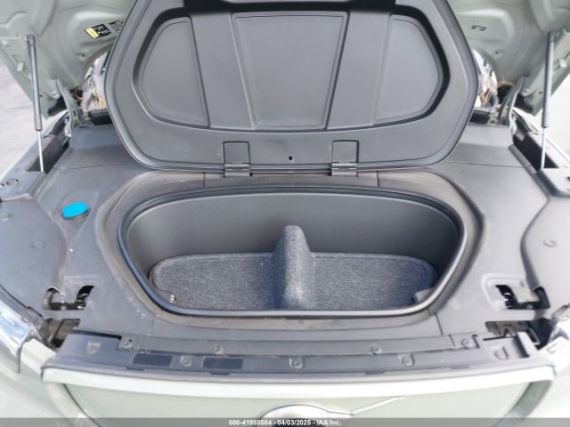 2021 VOLVO XC40 RECHARGE PURE ELECTRIC YV4ED3UR8M2563423 Photo 9