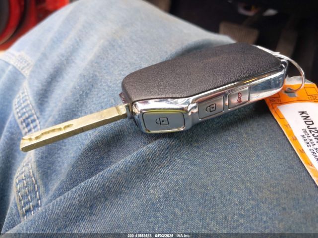KNDJ23AU0R7916828 KIA SOUL LX