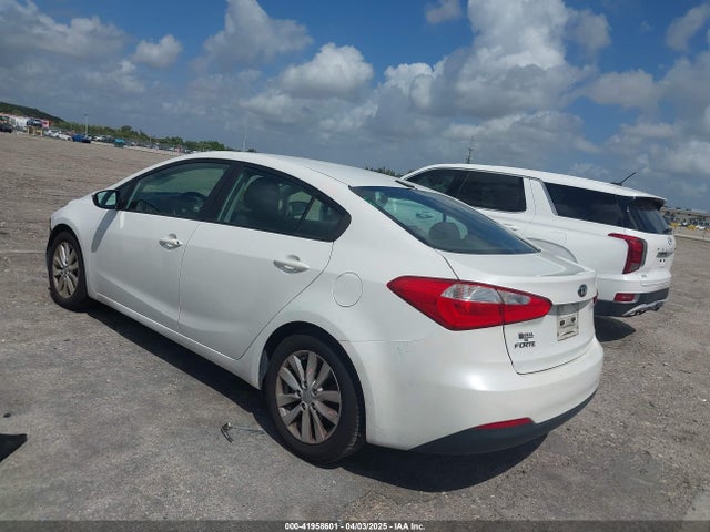 KNAFX4A69F5356035 KIA FORTE LX