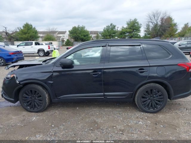 JA4AD2A38KZ047573 Mitsubishi Outlander Es