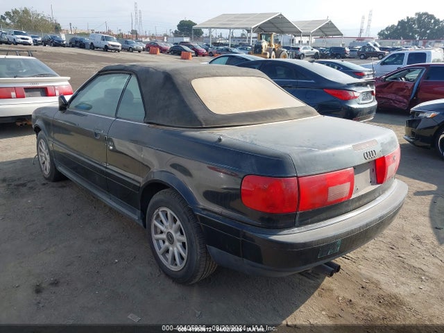 1996 AUDI CABRIOLET WAUAA88G9TA008367 Photo 2