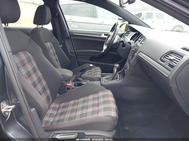 3VW547AU0JM297576 Volkswagen Golf GTI