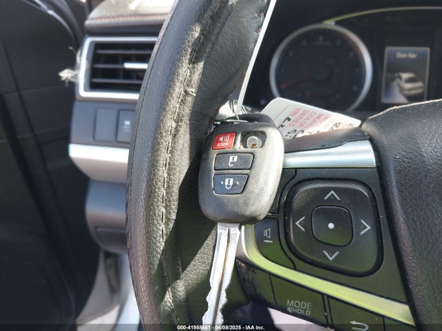 4T1BF1FKXGU221464 Toyota CAMRY SE
