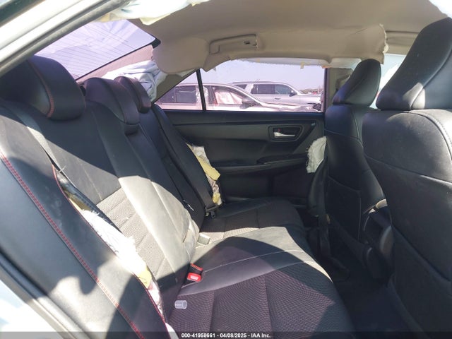 4T1BF1FKXGU221464 Toyota CAMRY SE