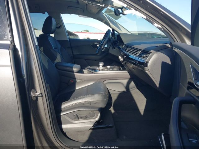WA1AAAF72KD035141 Audi Q7 55 Premium/55 Se Premium