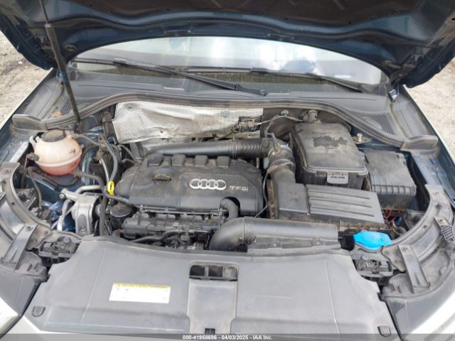 WA1JCCFS8JR014631 Audi Q3 2.0t Premium/2.0t Sport Premium