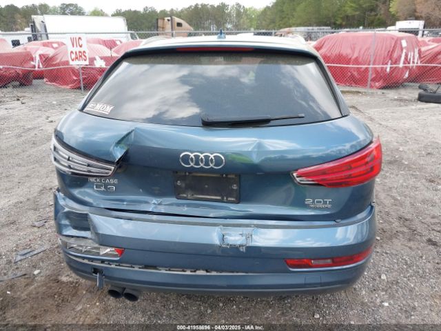 WA1JCCFS8JR014631 Audi Q3 2.0t Premium/2.0t Sport Premium