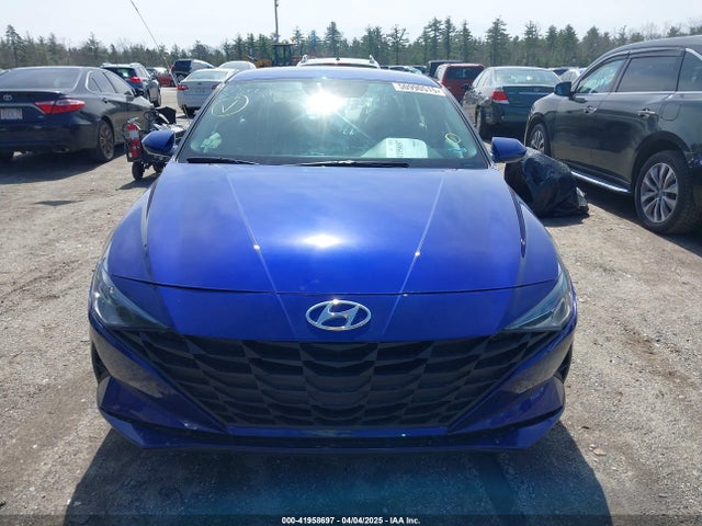 KMHLM4AG5MU073105 Hyundai ELANTRA SEL