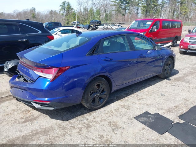 KMHLM4AG5MU073105 Hyundai ELANTRA SEL