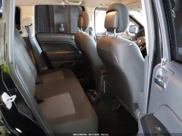 1C4NJDBB1GD549461 Jeep Compass Sport