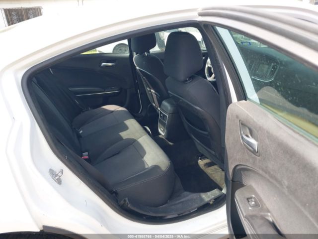 2C3CDXBG4GH205898 Dodge Charger Se