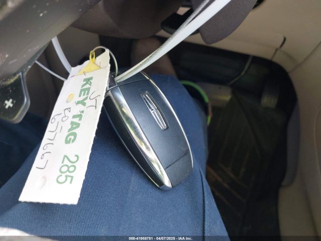 2019 LINCOLN MKC 5LMCJ1C92KUL35937 Photo 10