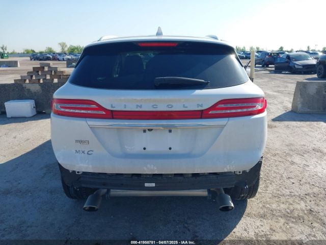 5LMCJ1C92KUL35937 Lincoln Mkc Standard