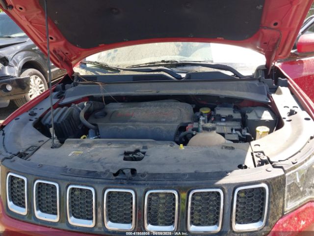 3C4NJCBBXJT193295 Jeep Compass Latitude Fwd