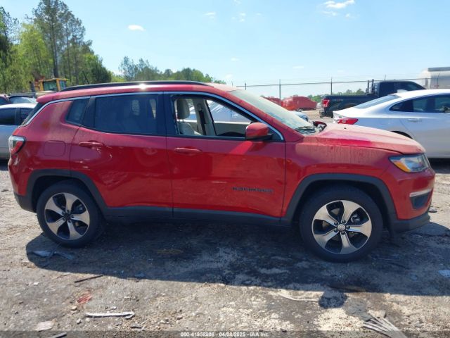 3C4NJCBBXJT193295 Jeep Compass Latitude Fwd