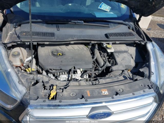 1FMCU0GD5HUD27584 Ford ESCAPE SE