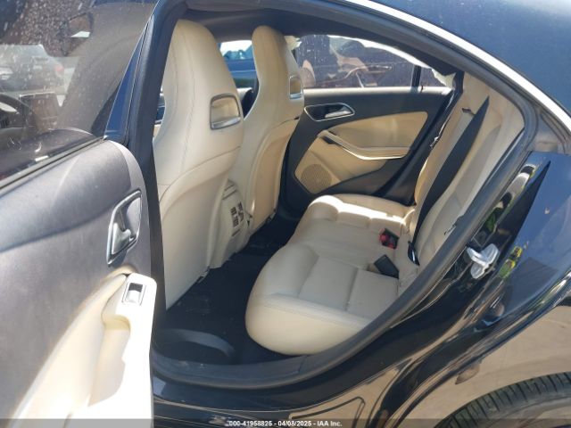 WDDSJ4GB2EN072371 Mercedes-Benz CLA 250 4MATIC