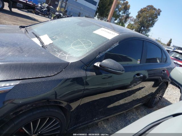 3KPF44AC9NE456303 KIA FORTE GT